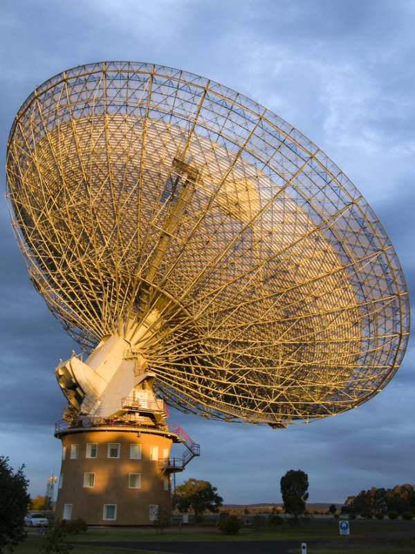 The Parkes Radio Telescope